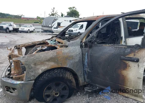 2023 Ram 2500 Big Horn 4X4 6'4 Box from USA, damaged, VIN 3C6UR5DJ3PG558459